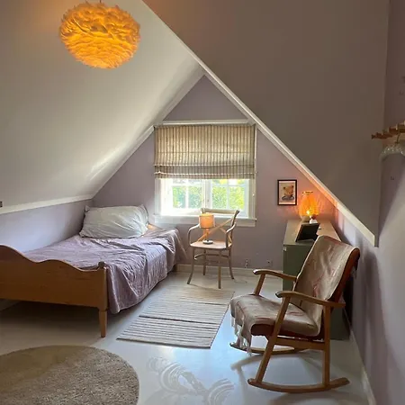 5 Bedroom Spectacular View & Charming House In Vollen Centre 别墅