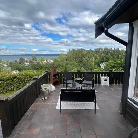 5 Bedroom Spectacular View & Charming House In Centre * Vollen