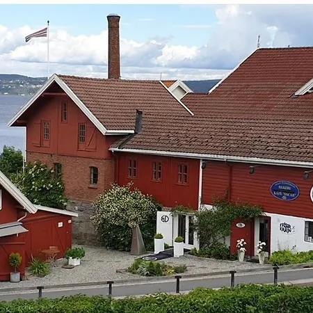 5 Bedroom Spectacular View & Charming House In Centre Villa Vollen