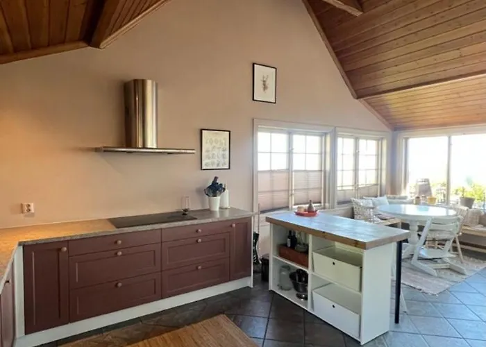 5 Bedroom Spectacular View & Charming House In Vollen Centre Vollen (Akershus)