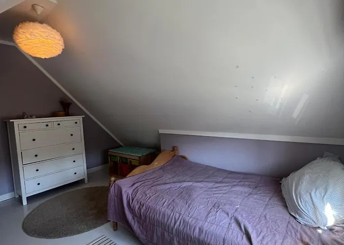 5 Bedroom Spectacular View & Charming House In Vollen Centre * Vollen (Akershus)