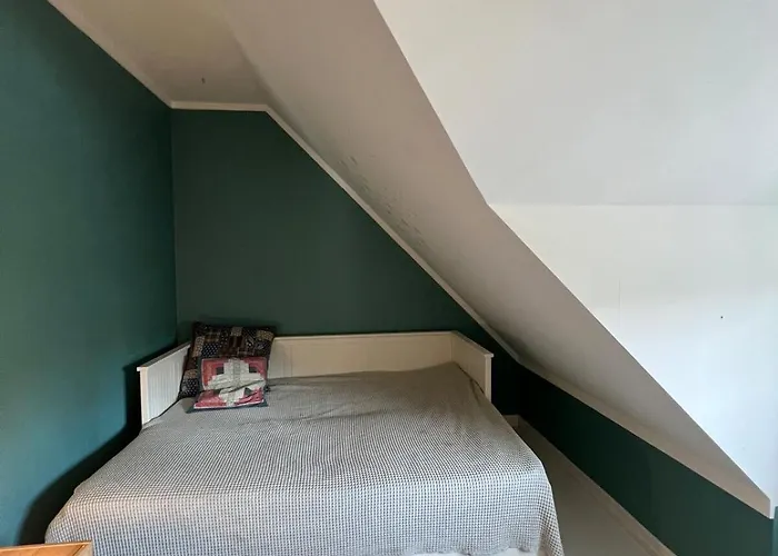 5 Bedroom Spectacular View & Charming House In Vollen Centre * Vollen (Akershus)